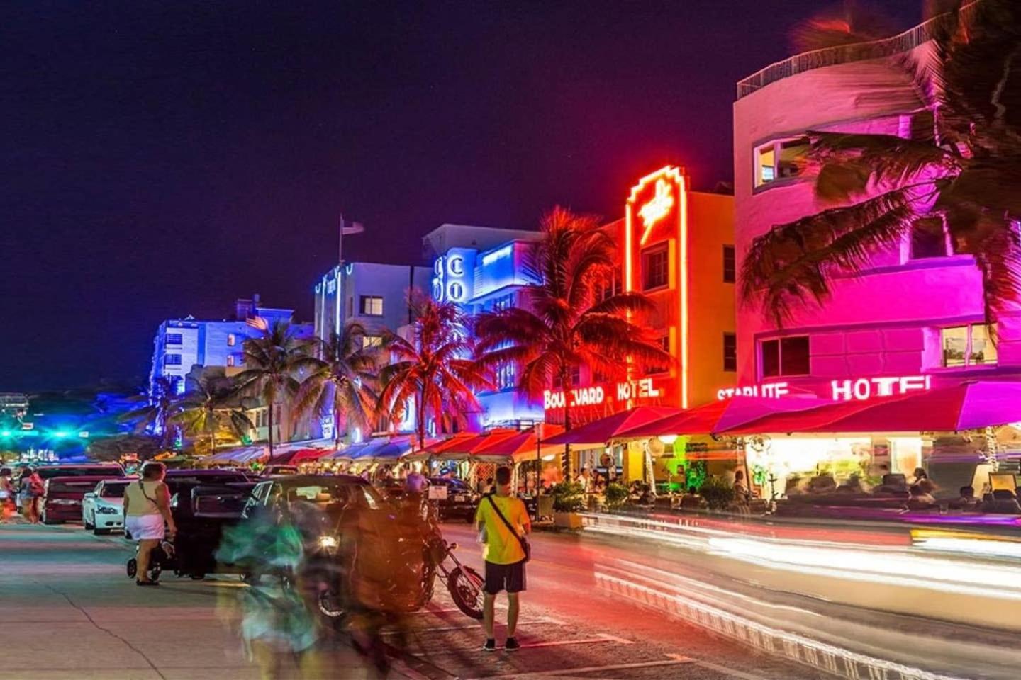 2 Bedroom Apartment 3 Minute Walk To South Beach & Ocean Drive 마이애미 비치 외부 사진