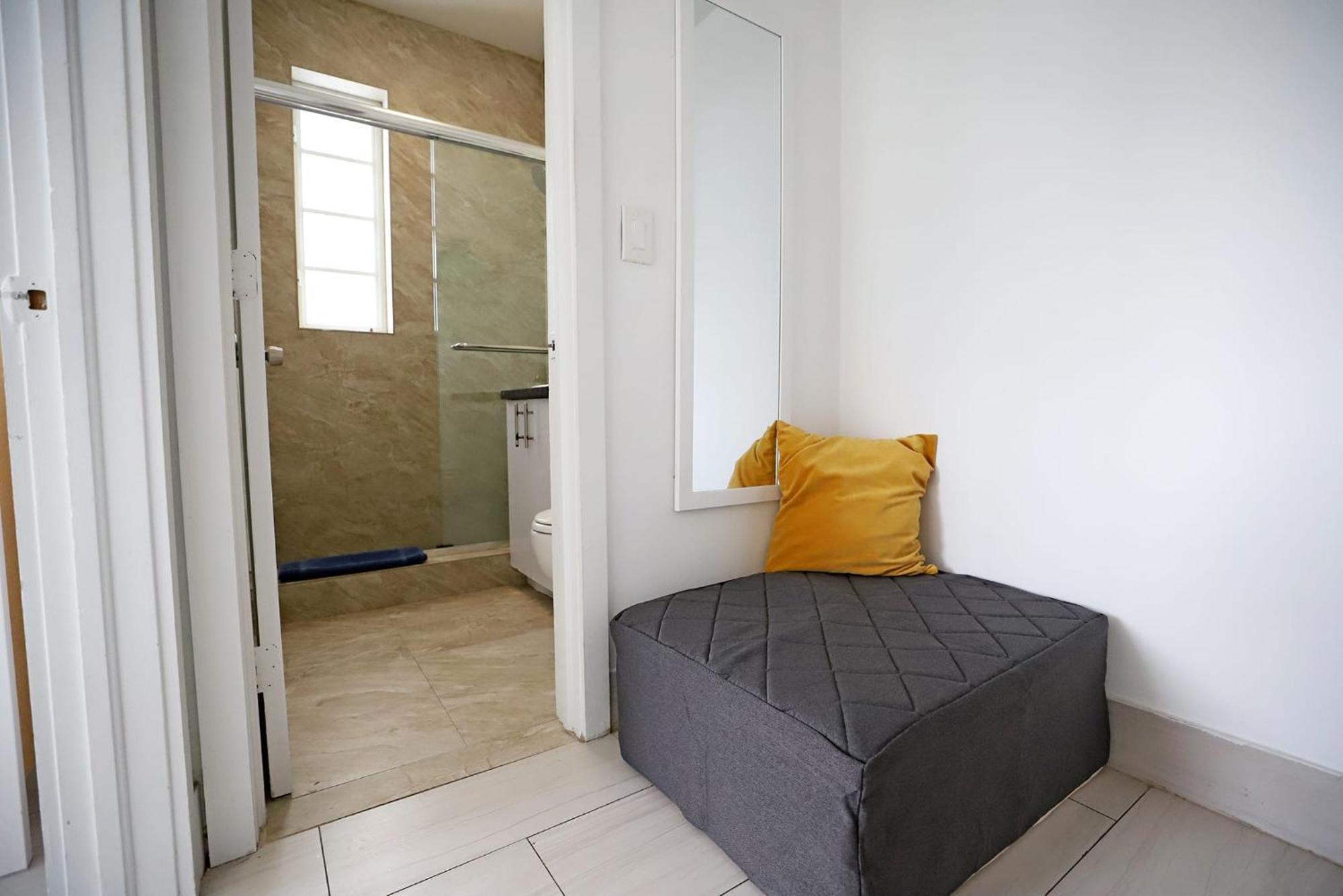 2 Bedroom Apartment 3 Minute Walk To South Beach & Ocean Drive 마이애미 비치 외부 사진