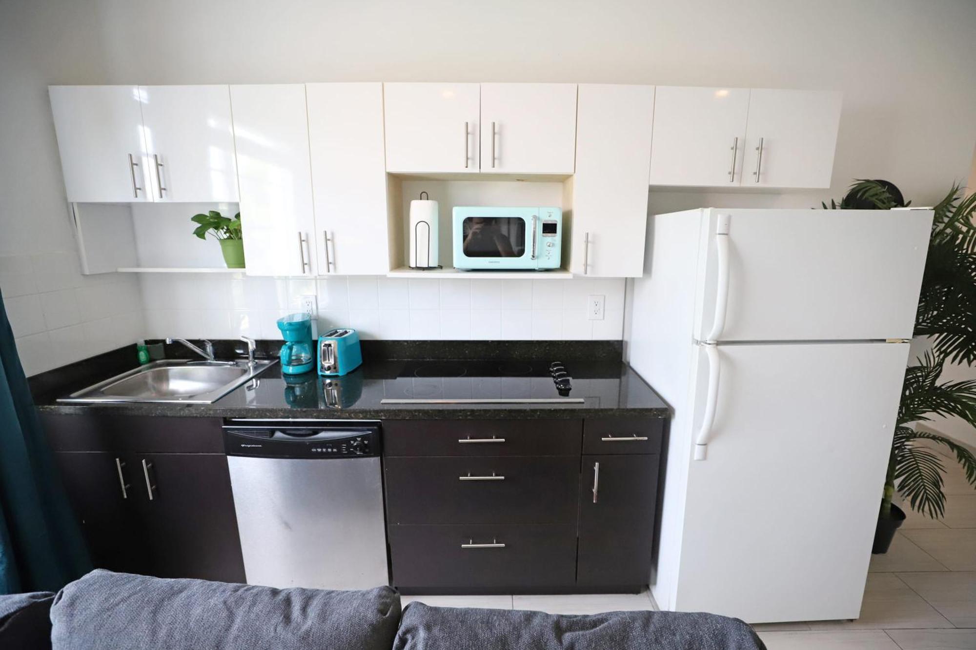 2 Bedroom Apartment 3 Minute Walk To South Beach & Ocean Drive 마이애미 비치 외부 사진